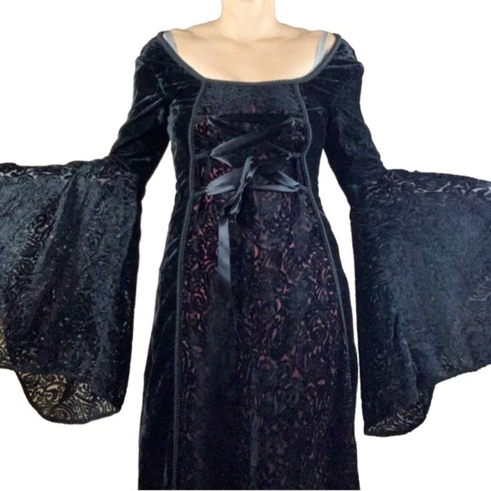 Lip Service Midnight Black Velvet Dress renfaire ! Vintage 90s